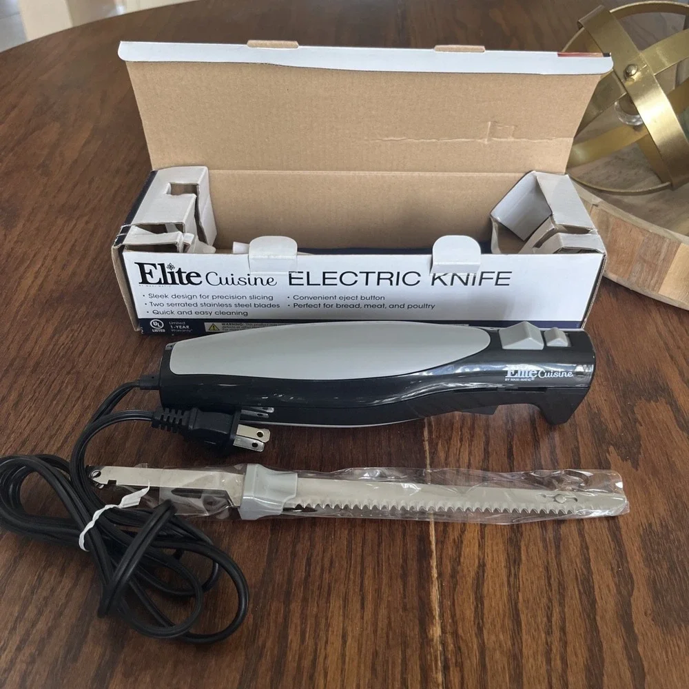 ELITE GOURMET- ELECTRIC KNIFE - STAINLESS STEEL SERRATED BLADES - MODEL EK-570B